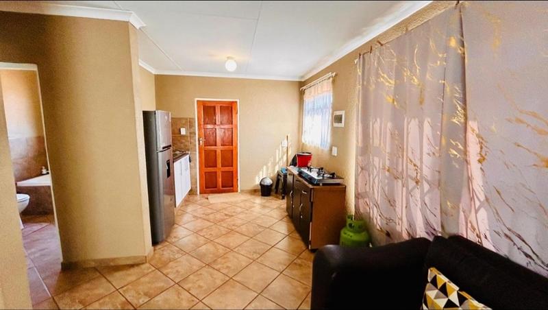 2 Bedroom Property for Sale in The Orchards Gauteng