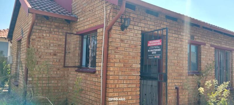 3 Bedroom Property for Sale in Roodekop Gauteng