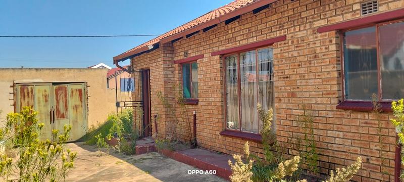 3 Bedroom Property for Sale in Roodekop Gauteng