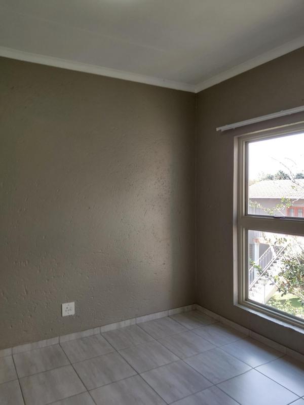 2 Bedroom Property for Sale in Montgomery Park Gauteng