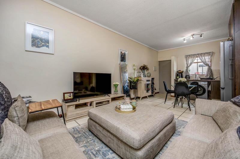 1 Bedroom Property for Sale in Broadacres Gauteng