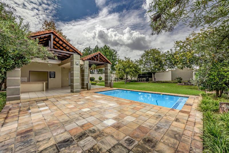 1 Bedroom Property for Sale in Broadacres Gauteng