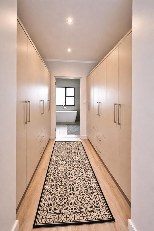 3 Bedroom Property for Sale in Bryanston Gauteng