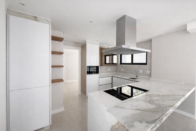 4 Bedroom Property for Sale in Houghton Gauteng