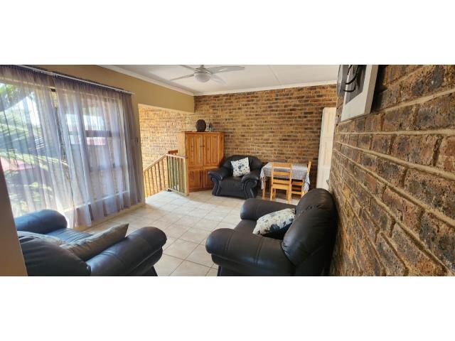 To Let 2 Bedroom Property for Rent in Bonaero Park Gauteng