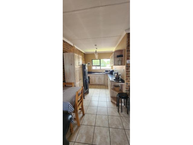 To Let 2 Bedroom Property for Rent in Bonaero Park Gauteng