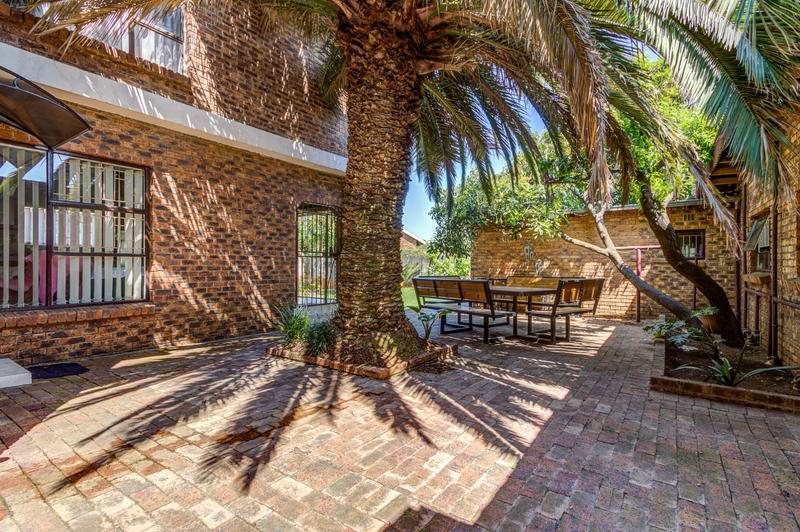 To Let 2 Bedroom Property for Rent in Bonaero Park Gauteng