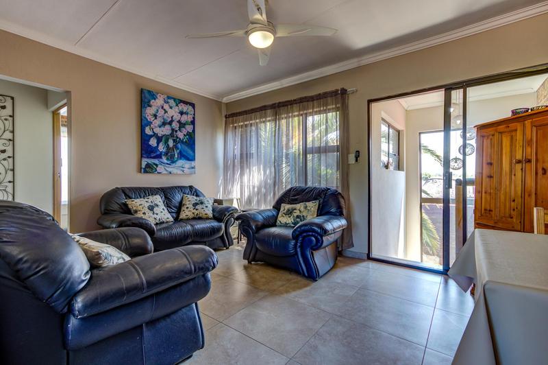 To Let 2 Bedroom Property for Rent in Bonaero Park Gauteng