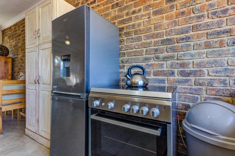 To Let 2 Bedroom Property for Rent in Bonaero Park Gauteng
