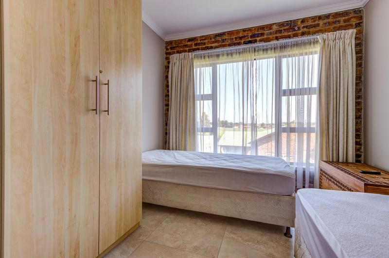 To Let 2 Bedroom Property for Rent in Bonaero Park Gauteng
