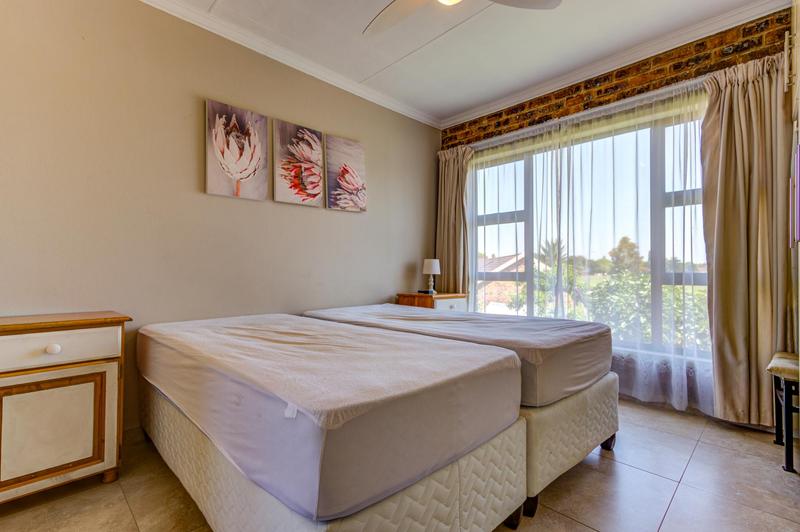 To Let 2 Bedroom Property for Rent in Bonaero Park Gauteng