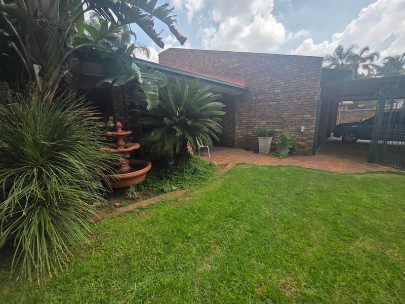 4 Bedroom Property for Sale in Sunward Park Gauteng