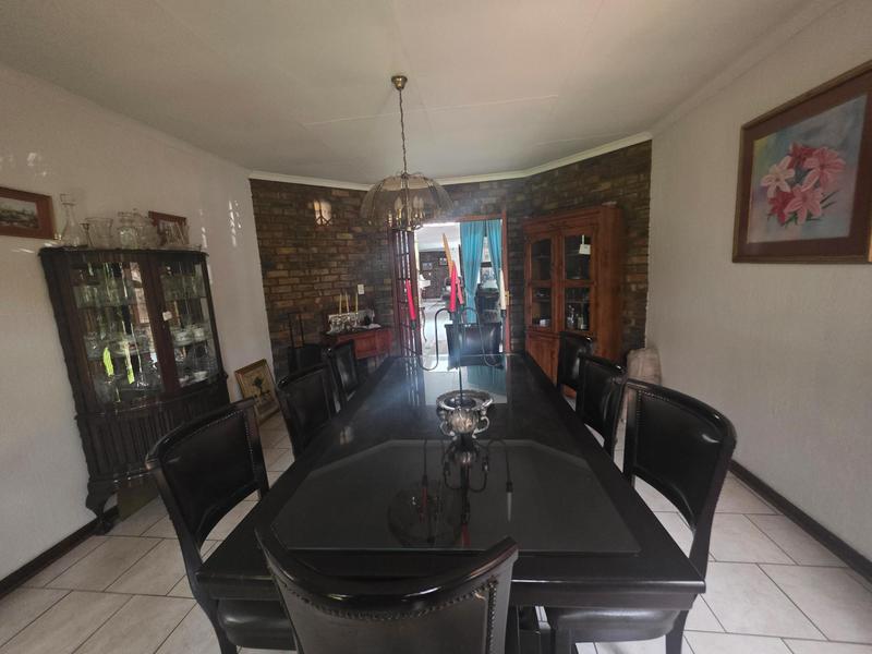 4 Bedroom Property for Sale in Sunward Park Gauteng