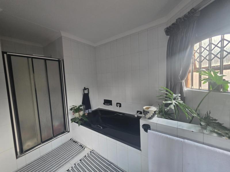 4 Bedroom Property for Sale in Sunward Park Gauteng