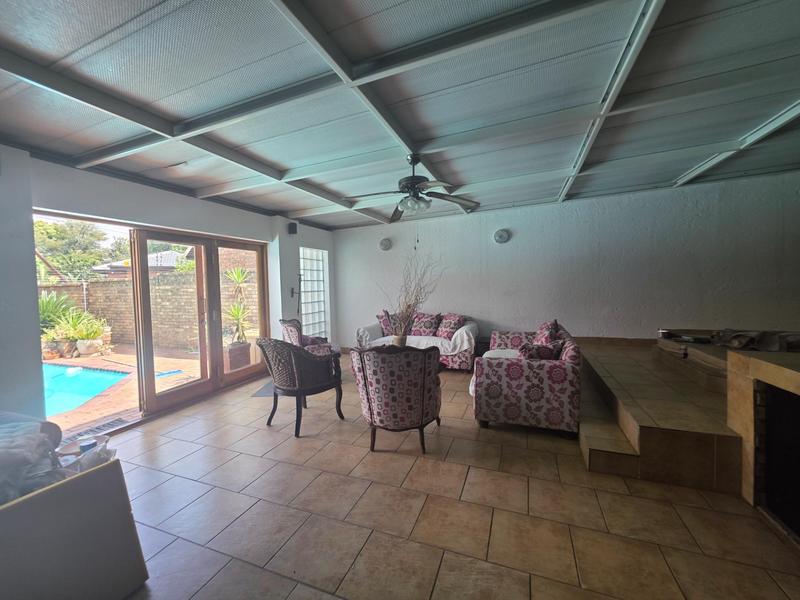 4 Bedroom Property for Sale in Sunward Park Gauteng