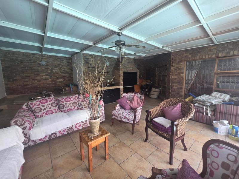 4 Bedroom Property for Sale in Sunward Park Gauteng