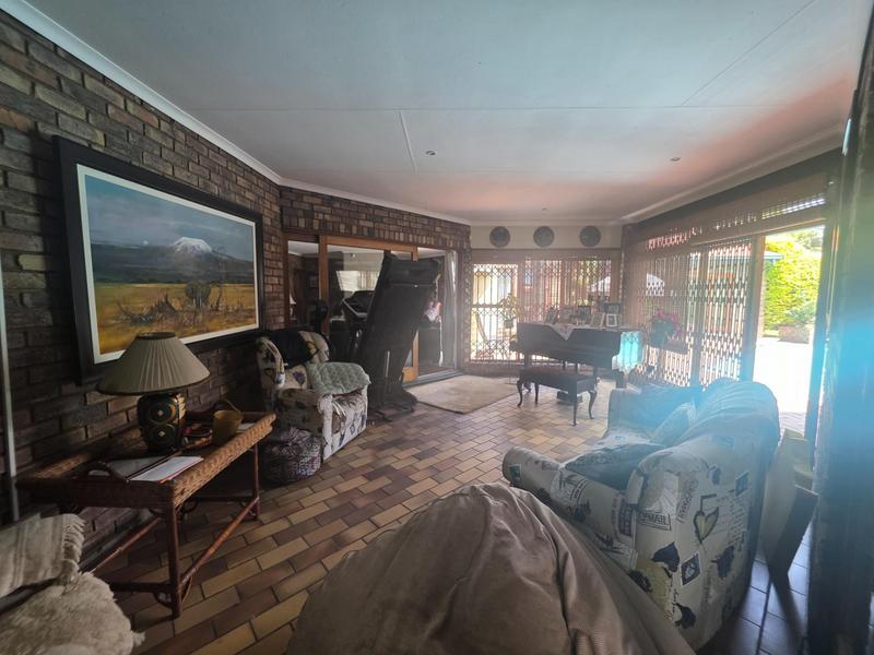 4 Bedroom Property for Sale in Sunward Park Gauteng