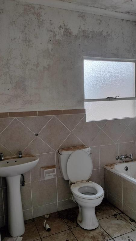 2 Bedroom Property for Sale in Naturena Gauteng