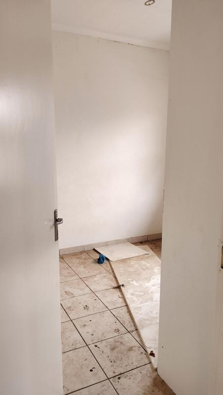 2 Bedroom Property for Sale in Naturena Gauteng