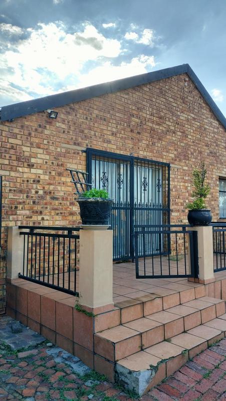 3 Bedroom Property for Sale in Suideroord Gauteng