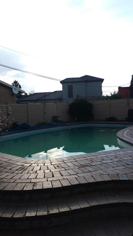 3 Bedroom Property for Sale in Suideroord Gauteng