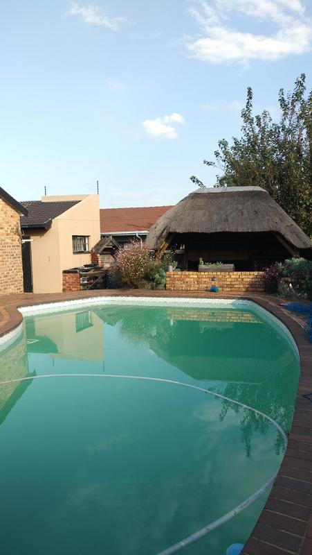 3 Bedroom Property for Sale in Suideroord Gauteng