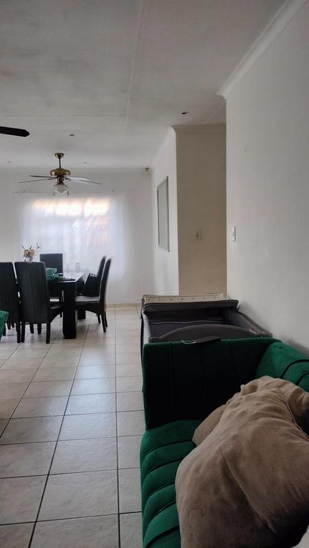 3 Bedroom Property for Sale in Suideroord Gauteng