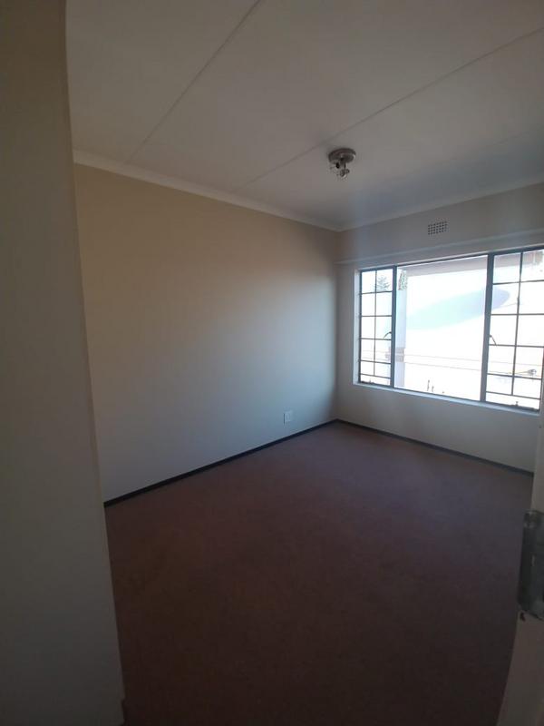 To Let 2 Bedroom Property for Rent in Sonneveld Gauteng