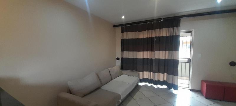To Let 2 Bedroom Property for Rent in Monavoni Gauteng