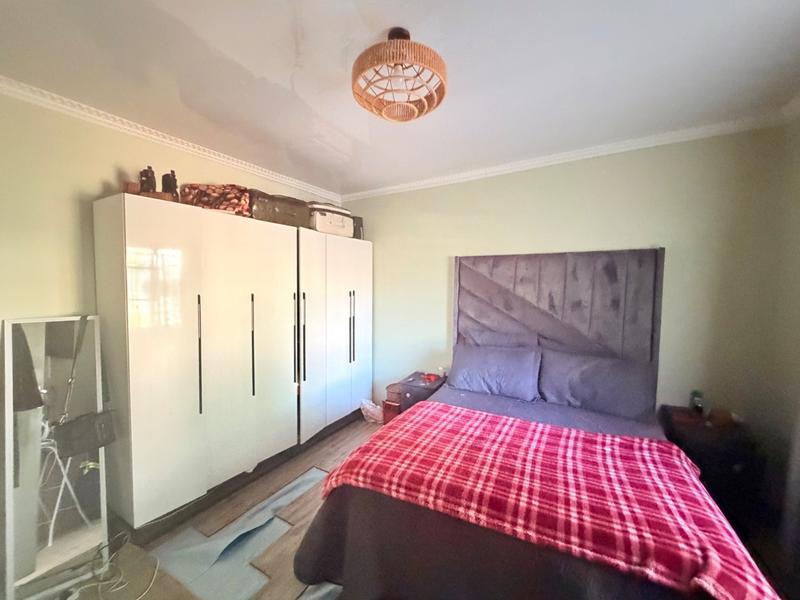 2 Bedroom Property for Sale in Vanderbijlpark CW Gauteng