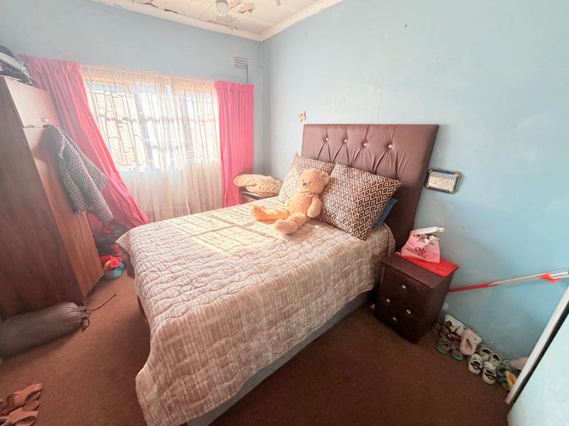 2 Bedroom Property for Sale in Vanderbijlpark CW Gauteng