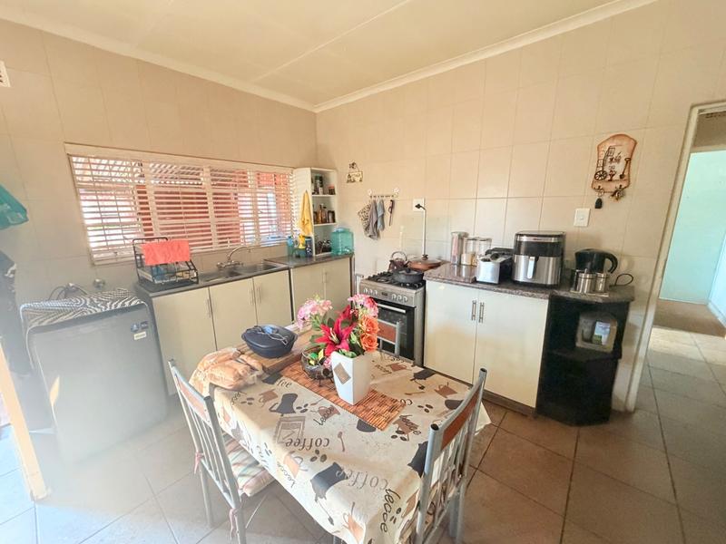 2 Bedroom Property for Sale in Vanderbijlpark CW Gauteng