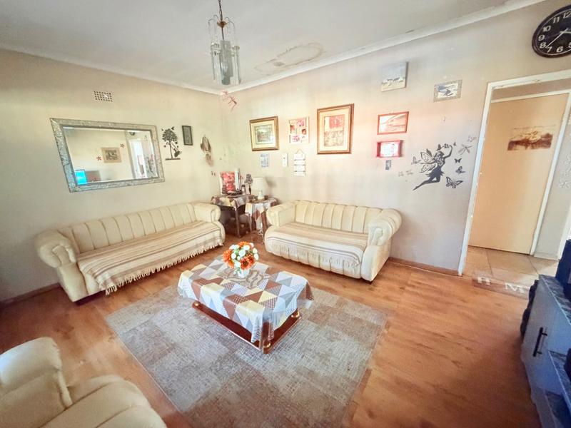2 Bedroom Property for Sale in Vanderbijlpark CW Gauteng