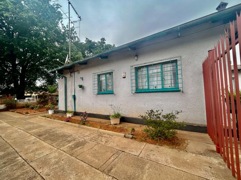 4 Bedroom Property for Sale in Vanderbijlpark CW Gauteng