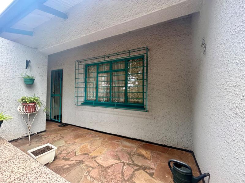 4 Bedroom Property for Sale in Vanderbijlpark CW Gauteng
