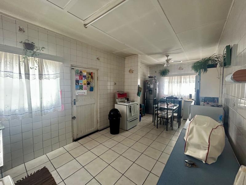 4 Bedroom Property for Sale in Vanderbijlpark CW Gauteng