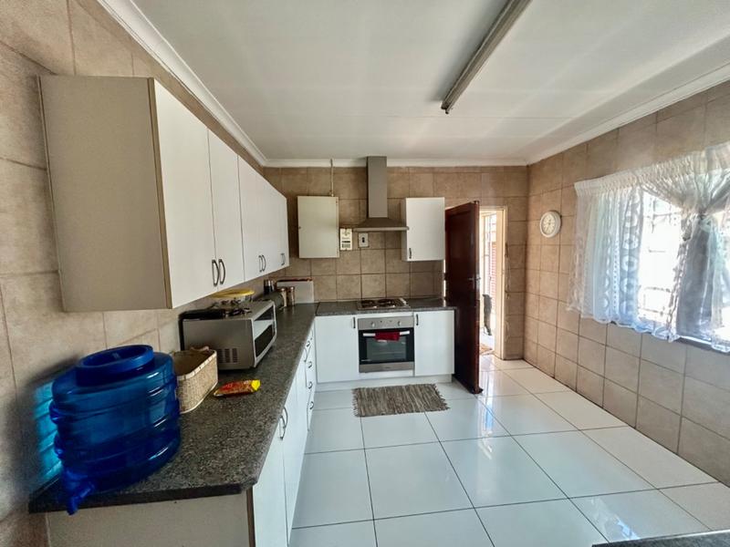 3 Bedroom Property for Sale in Vanderbijlpark CW 5 Gauteng