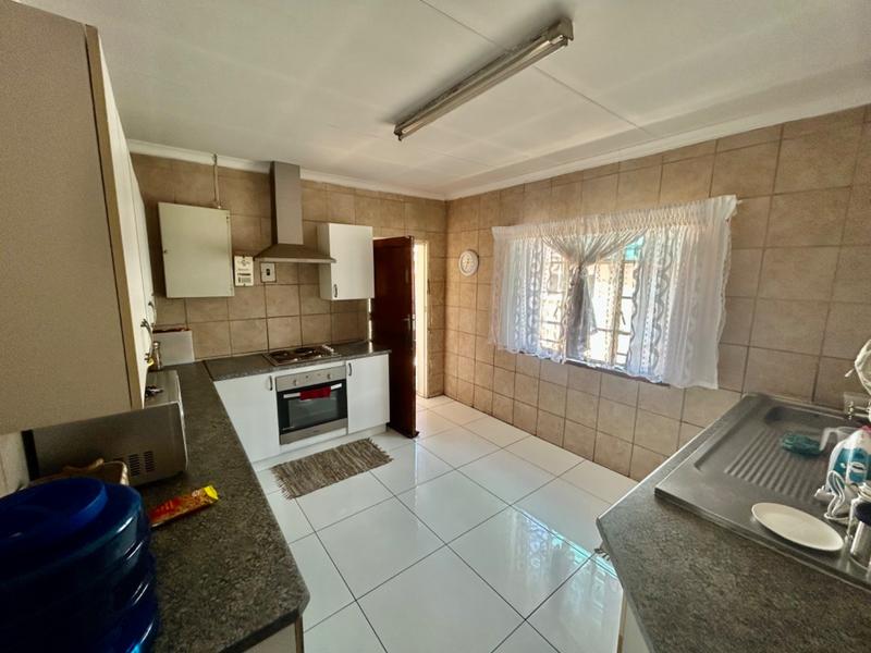 3 Bedroom Property for Sale in Vanderbijlpark CW 5 Gauteng