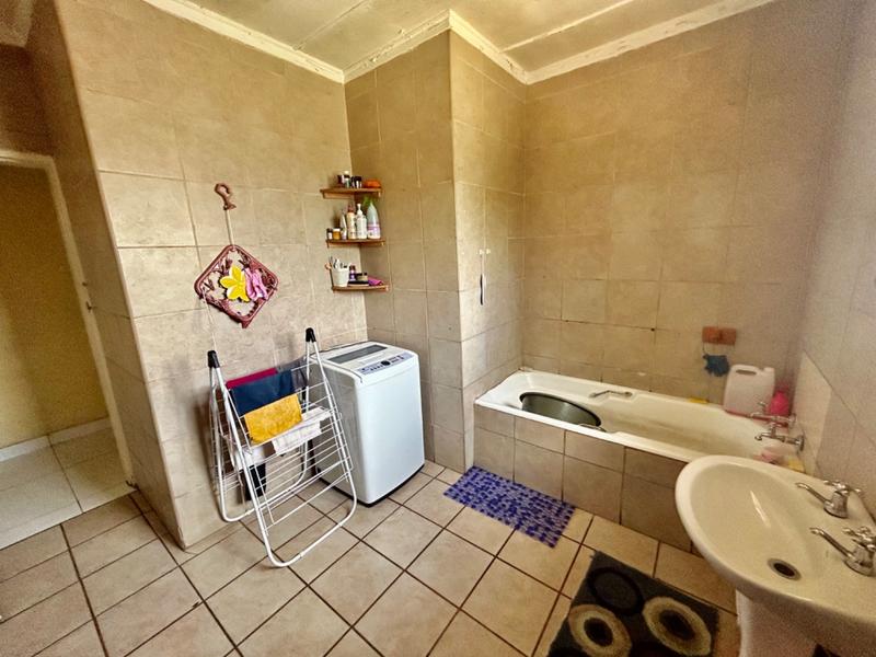 3 Bedroom Property for Sale in Vanderbijlpark CW 5 Gauteng