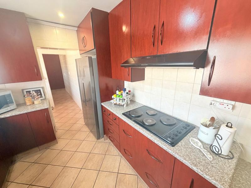 3 Bedroom Property for Sale in Vanderbijlpark SE 6 Gauteng