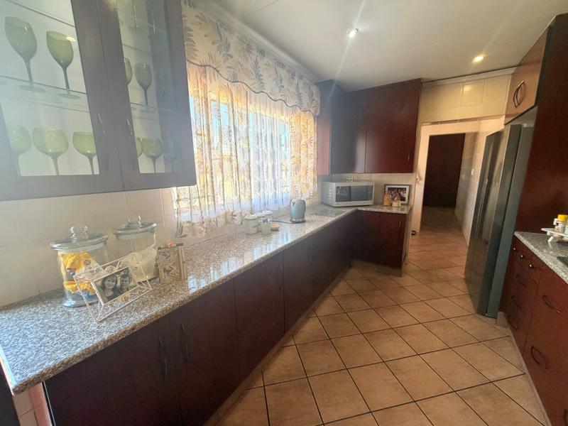 3 Bedroom Property for Sale in Vanderbijlpark SE 6 Gauteng