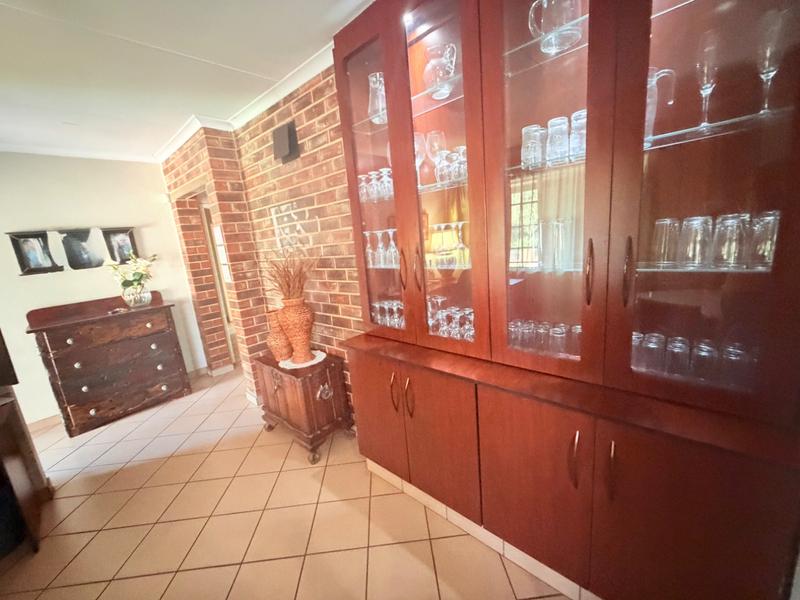 3 Bedroom Property for Sale in Vanderbijlpark SE 6 Gauteng