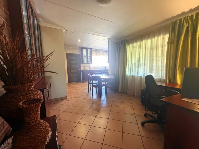 3 Bedroom Property for Sale in Vanderbijlpark SE 6 Gauteng