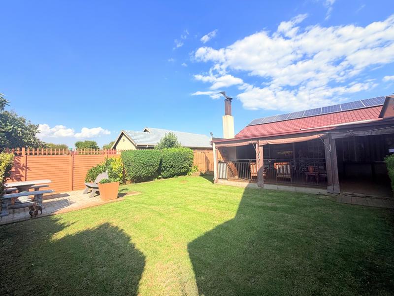 3 Bedroom Property for Sale in Vanderbijlpark SE 6 Gauteng