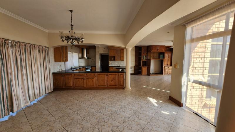 6 Bedroom Property for Sale in Montana Park Gauteng