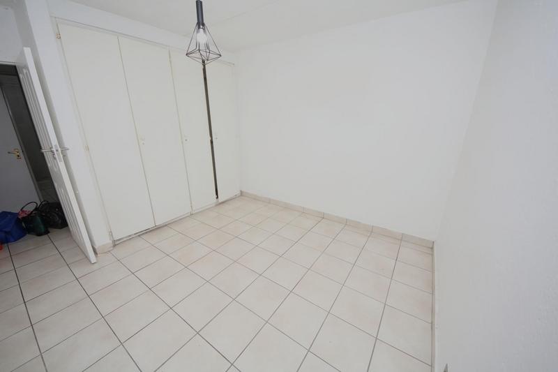 2 Bedroom Property for Sale in Bryanston Gauteng