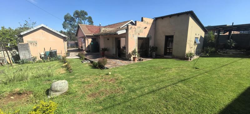 3 Bedroom Property for Sale in Roodepoort West Gauteng