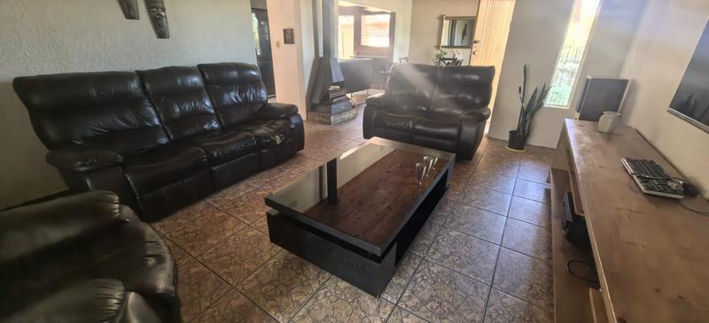 3 Bedroom Property for Sale in Roodepoort West Gauteng