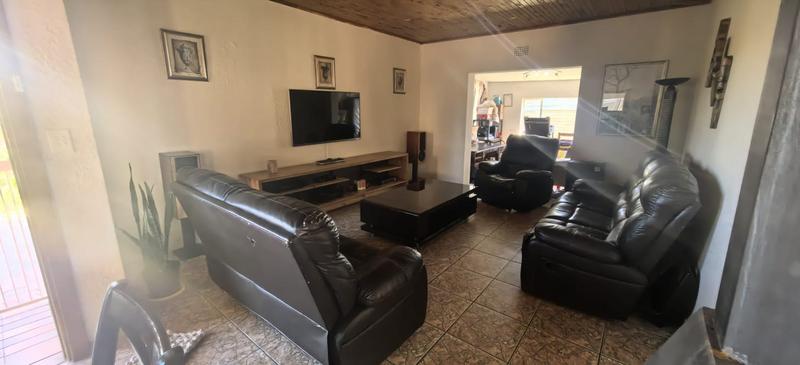 3 Bedroom Property for Sale in Roodepoort West Gauteng