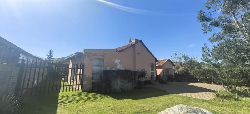 3 Bedroom Property for Sale in Roodepoort West Gauteng
